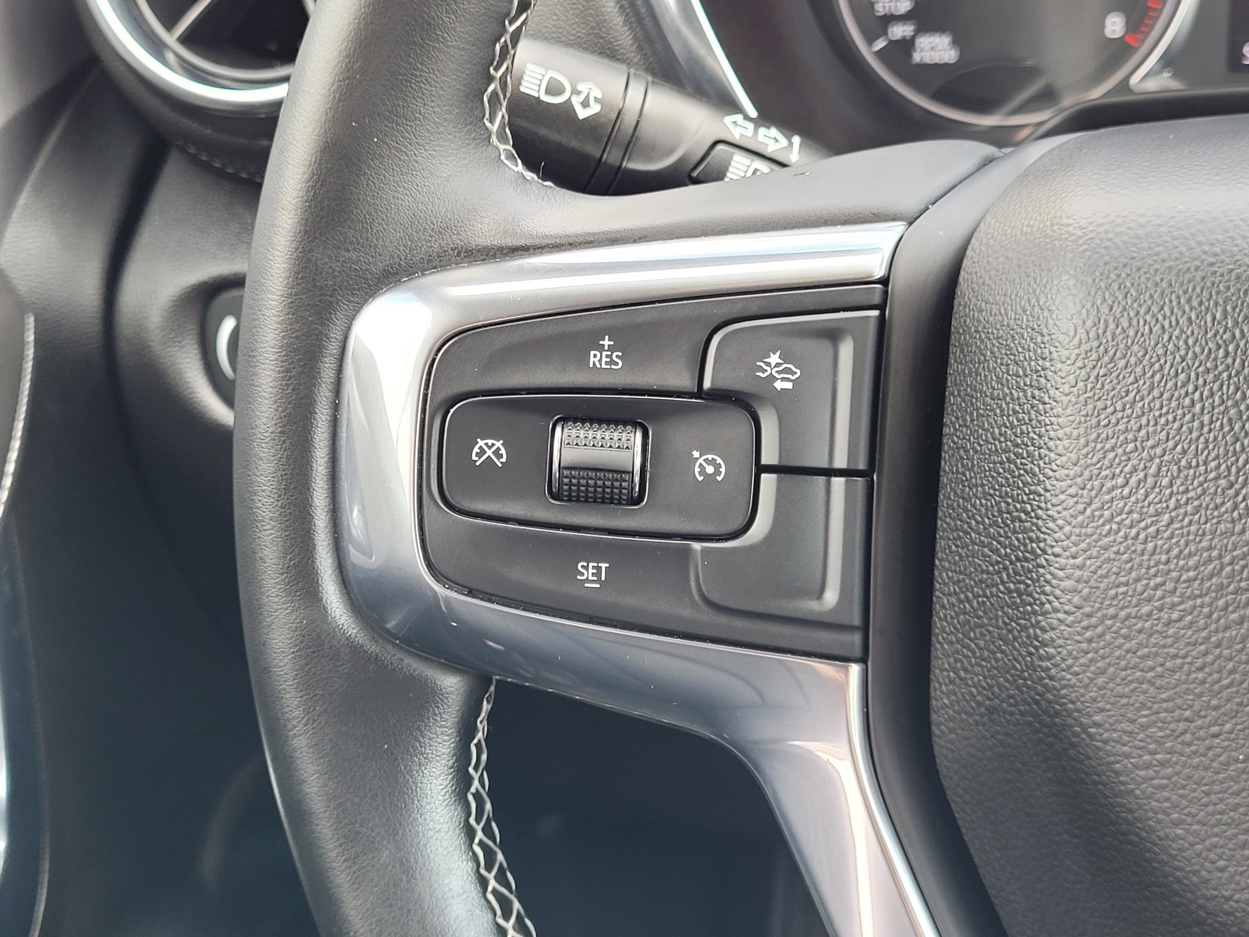 Used 2023 Chevrolet Blazer LT FWD image 14