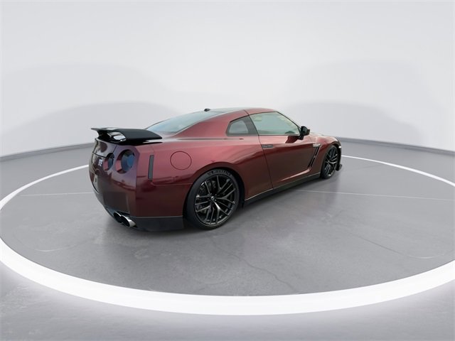 Used 2010 Nissan GT-R Premium image 8