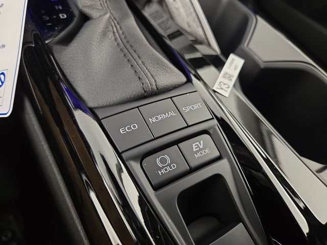 New 2026 Toyota Camry XLE AWD/4WD image 32