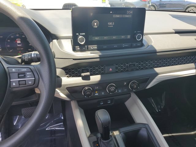 Certified 2025 Honda Accord LX image 22