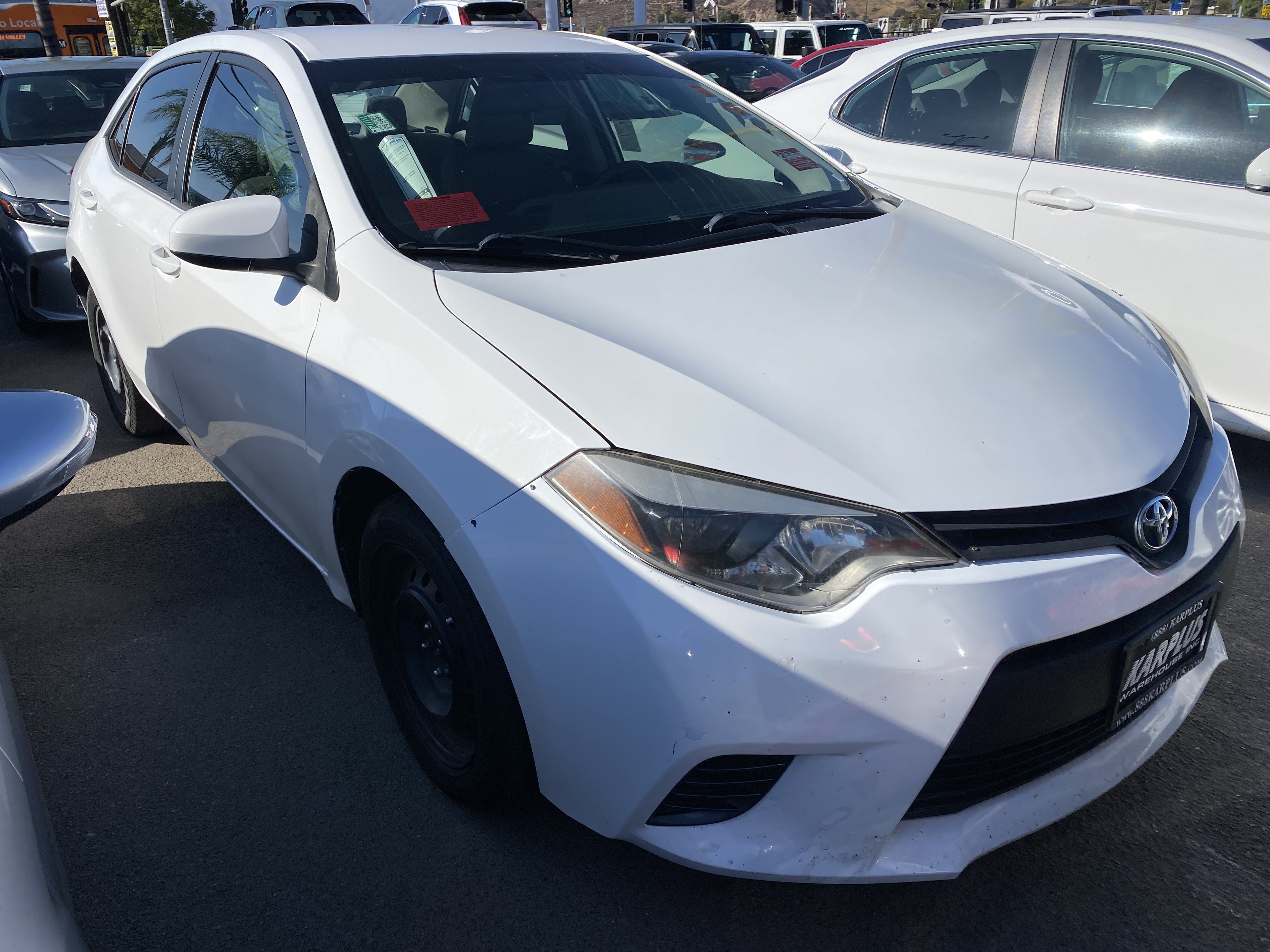 Used 2015 Toyota Corolla LE FWD image 3