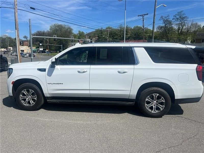 Used 2023 GMC Yukon XL SLE w/ Max Trailering Package image 4