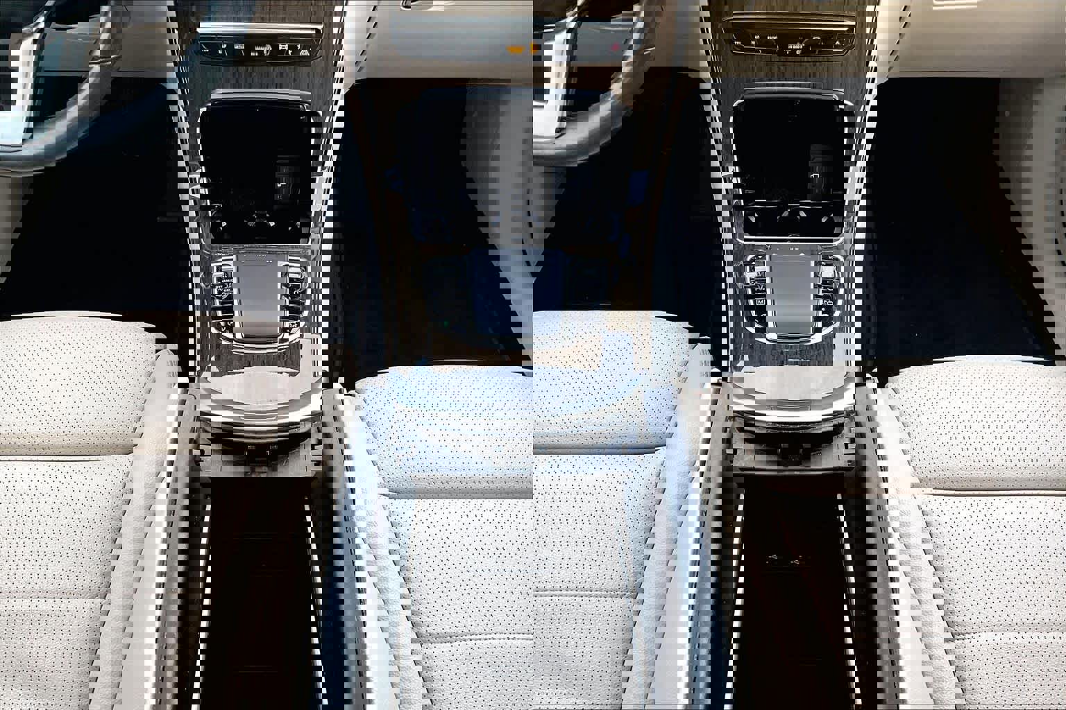 Certified 2021 Mercedes-Benz GLC 300 image 35