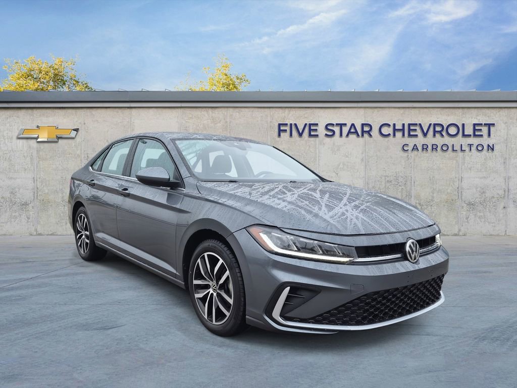 Used 2025 Volkswagen Jetta SE FWD image 1