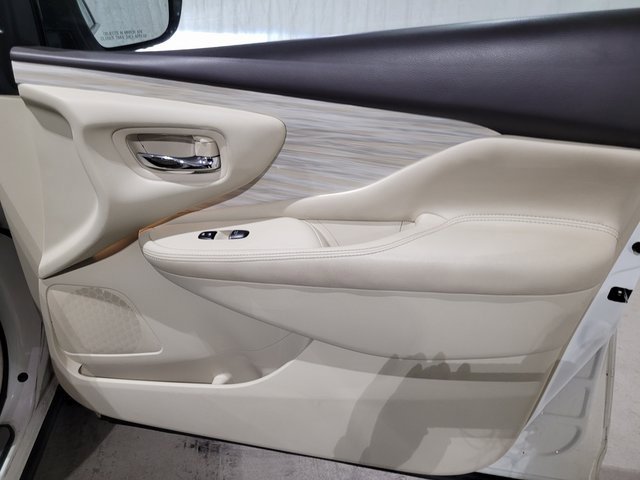 Used 2017 Nissan Murano Platinum image 61