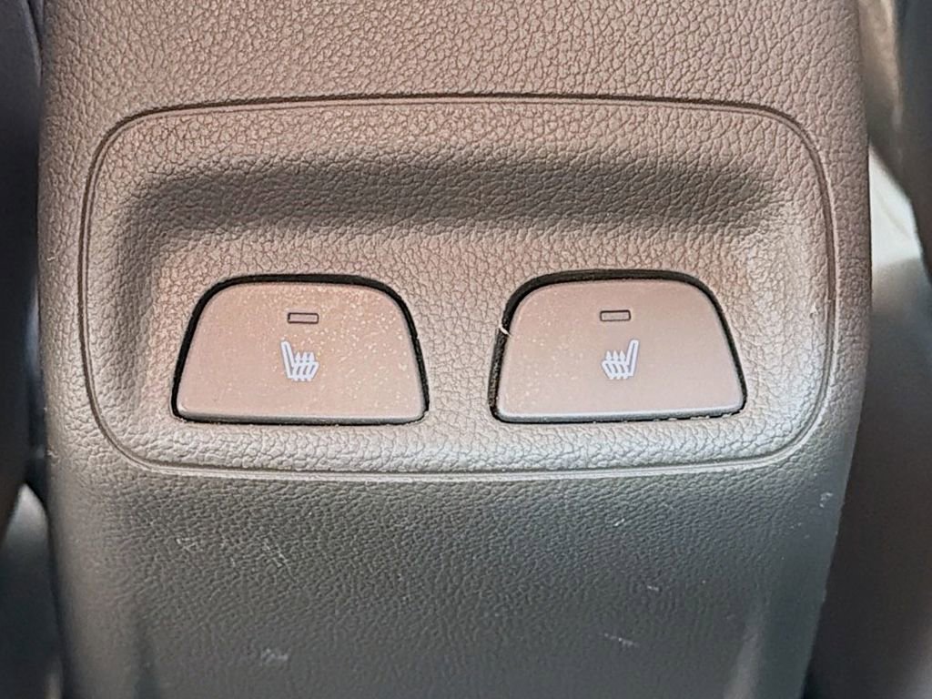 Used 2016 Chevrolet Cruze Premier w/ Enhanced Convenience Package FWD image 35