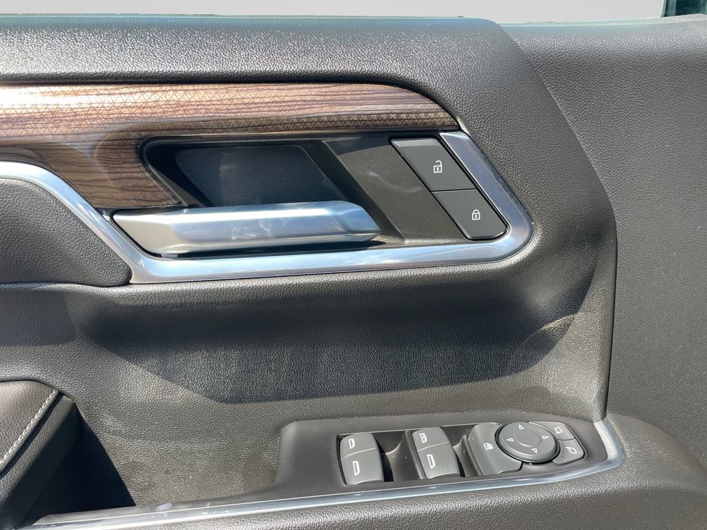 Used 2023 Chevrolet Silverado 1500 LT Trail Boss w/ Convenience Package II AWD/4WD image 23