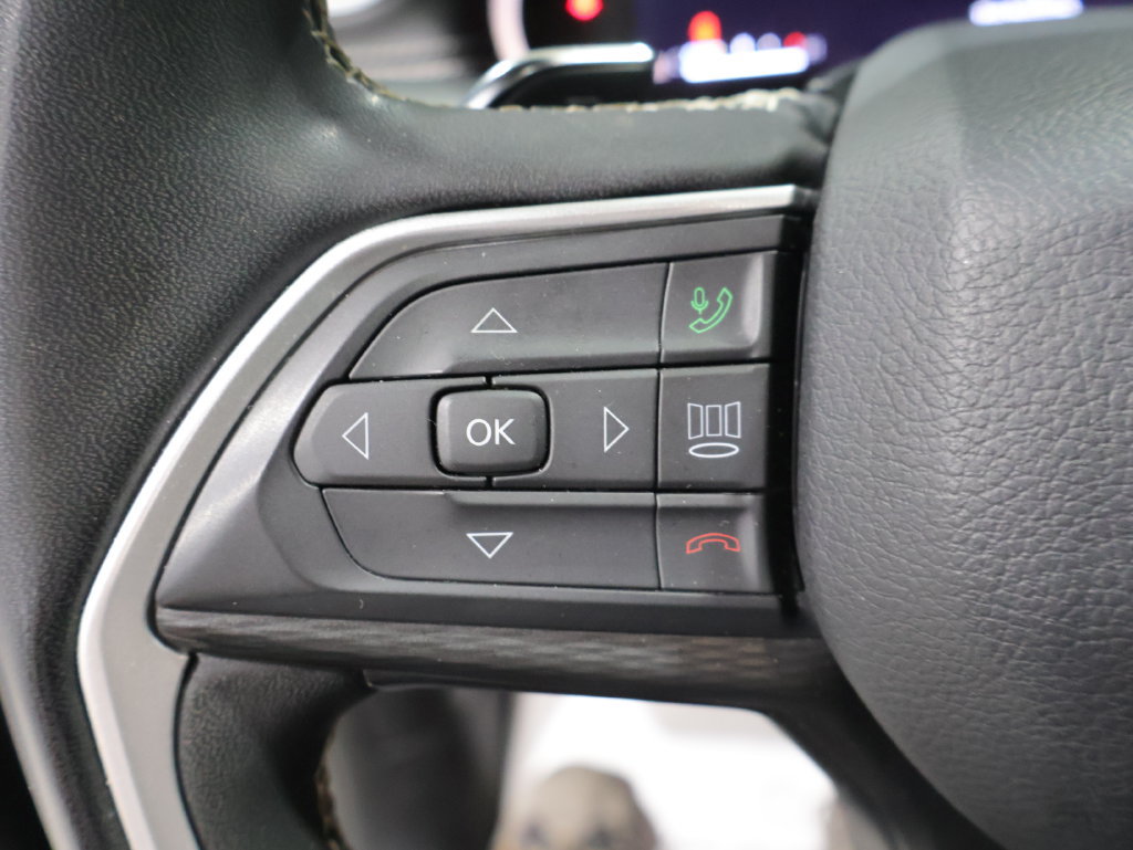 Used 2023 Jeep Grand Cherokee Altitude AWD/4WD image 30