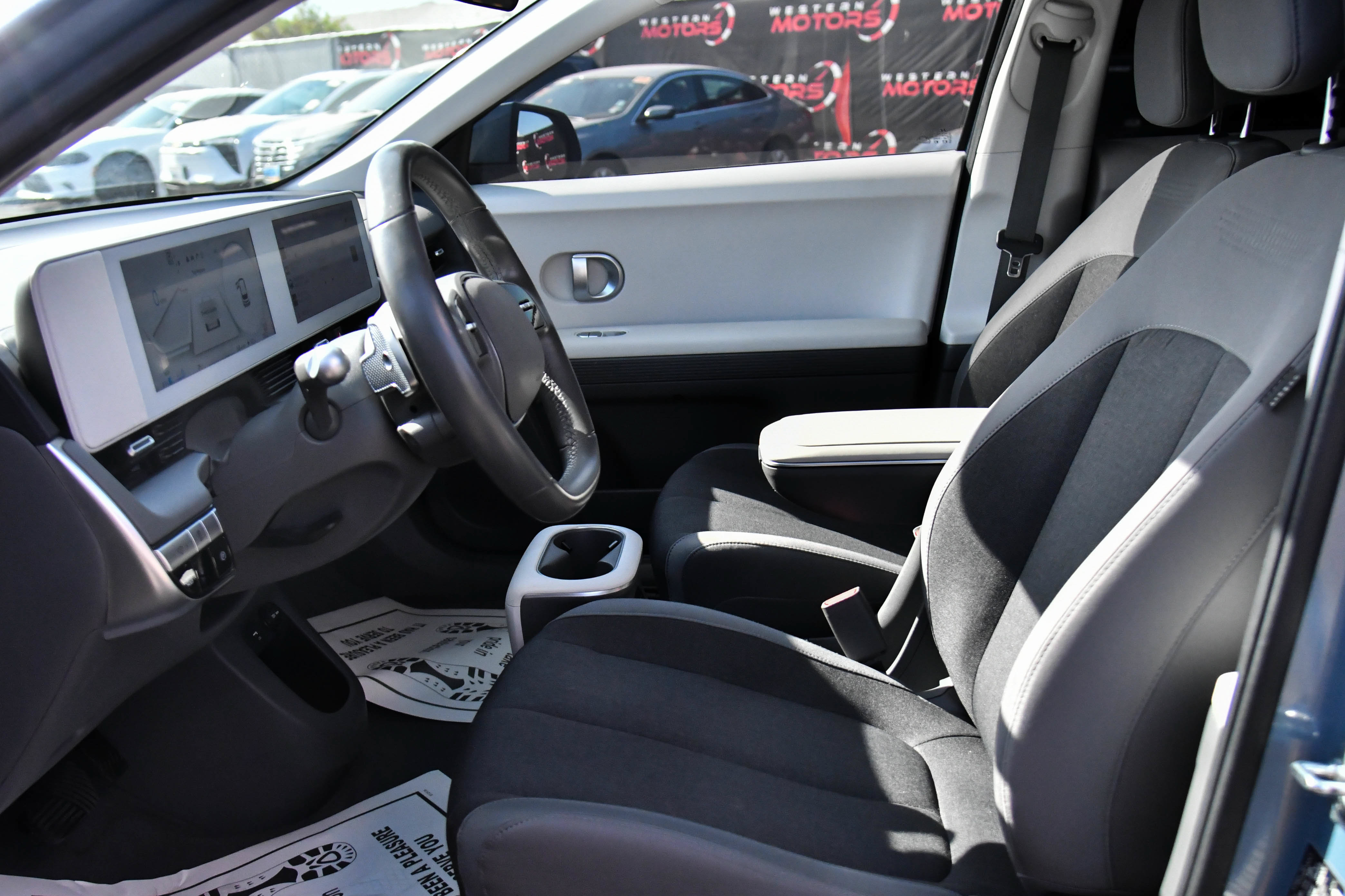 Used 2024 Hyundai Ioniq 5 SE RWD image 18