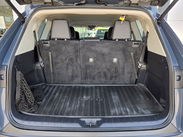 Used 2024 Toyota Grand Highlander AWD image 17