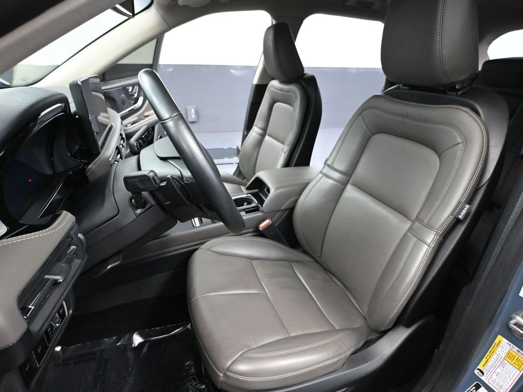 Used 2023 Lincoln Corsair Reserve image 23