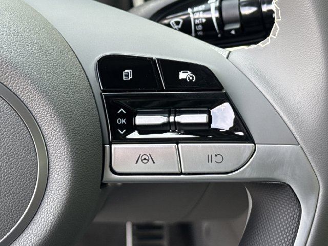 New 2026 Hyundai Elantra Sport FWD image 27
