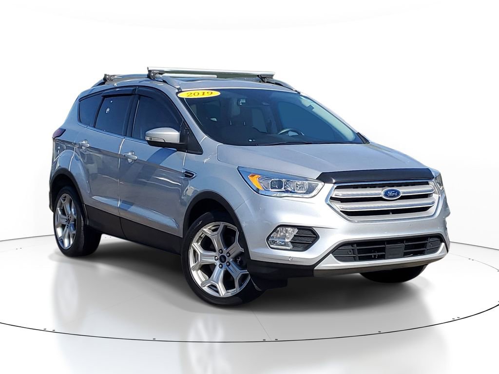 Used 2019 Ford Escape Titanium FWD image 1