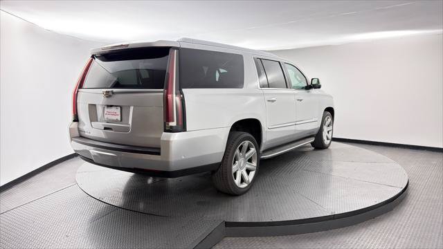 Used 2018 Cadillac Escalade ESV Luxury RWD image 8