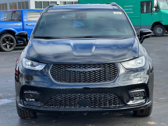 New 2026 Chrysler Pacifica Select image 45