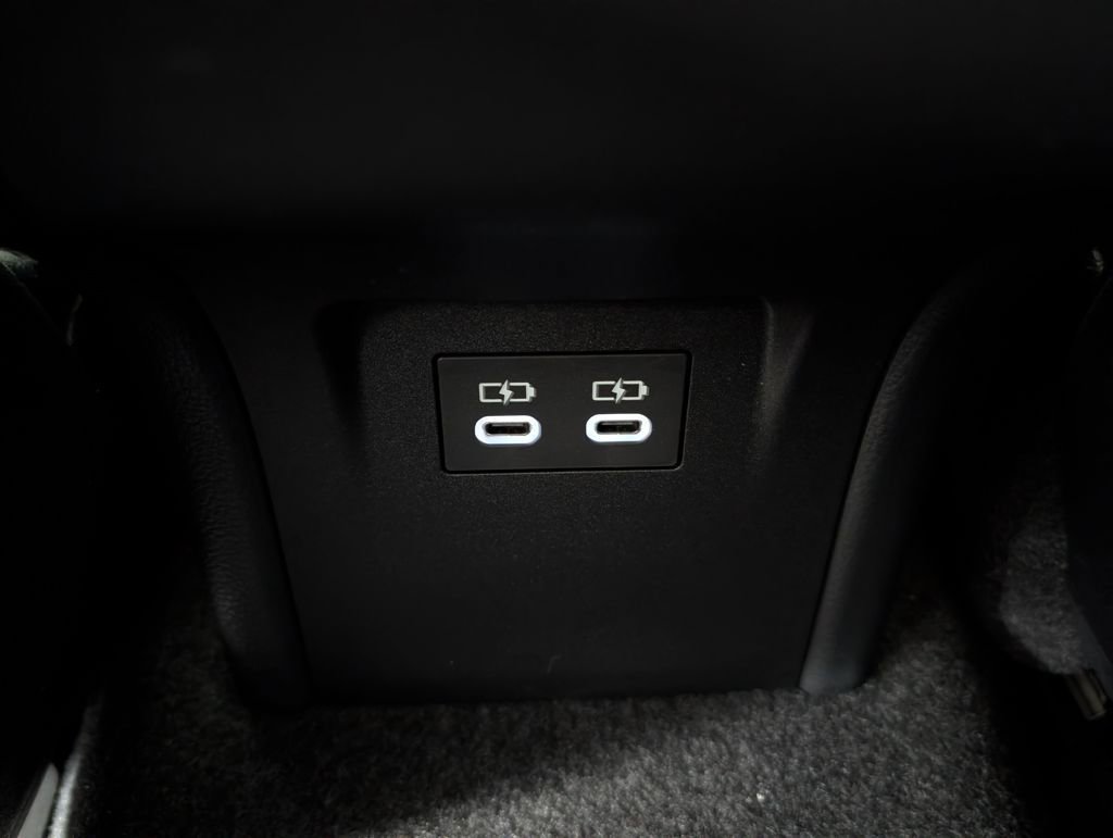 New 2026 Toyota Prius XLE FWD image 24