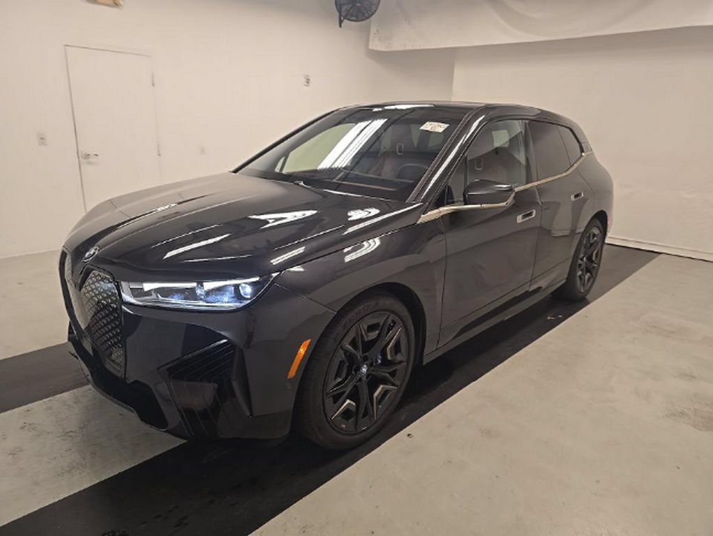 Used 2024 BMW iX M60 AWD/4WD image 2