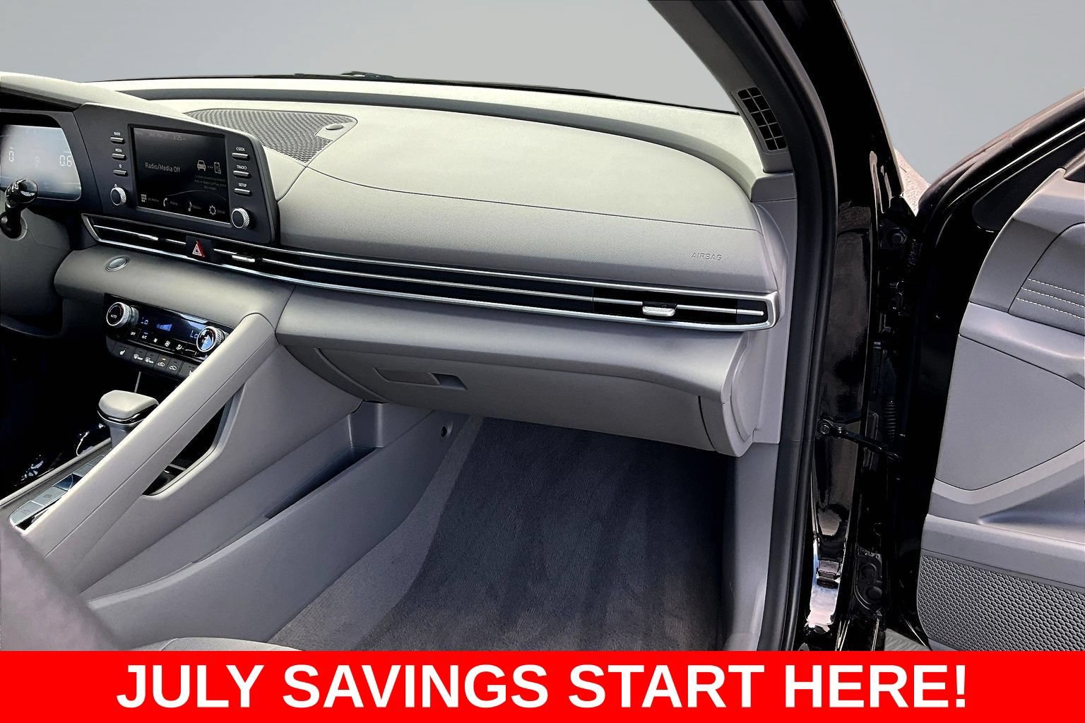 Used 2026 Hyundai Elantra SEL Sport Premium FWD image 29