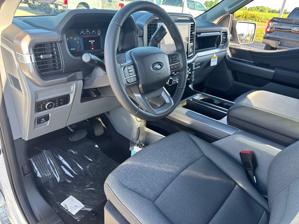 New 2026 Ford F150 XLT w/ XLT Chrome Appearance Package RWD image 14