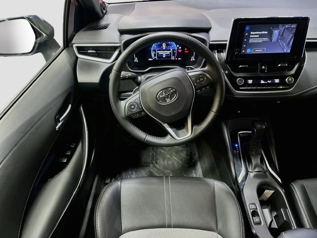 Used 2025 Toyota Corolla XSE FWD image 21