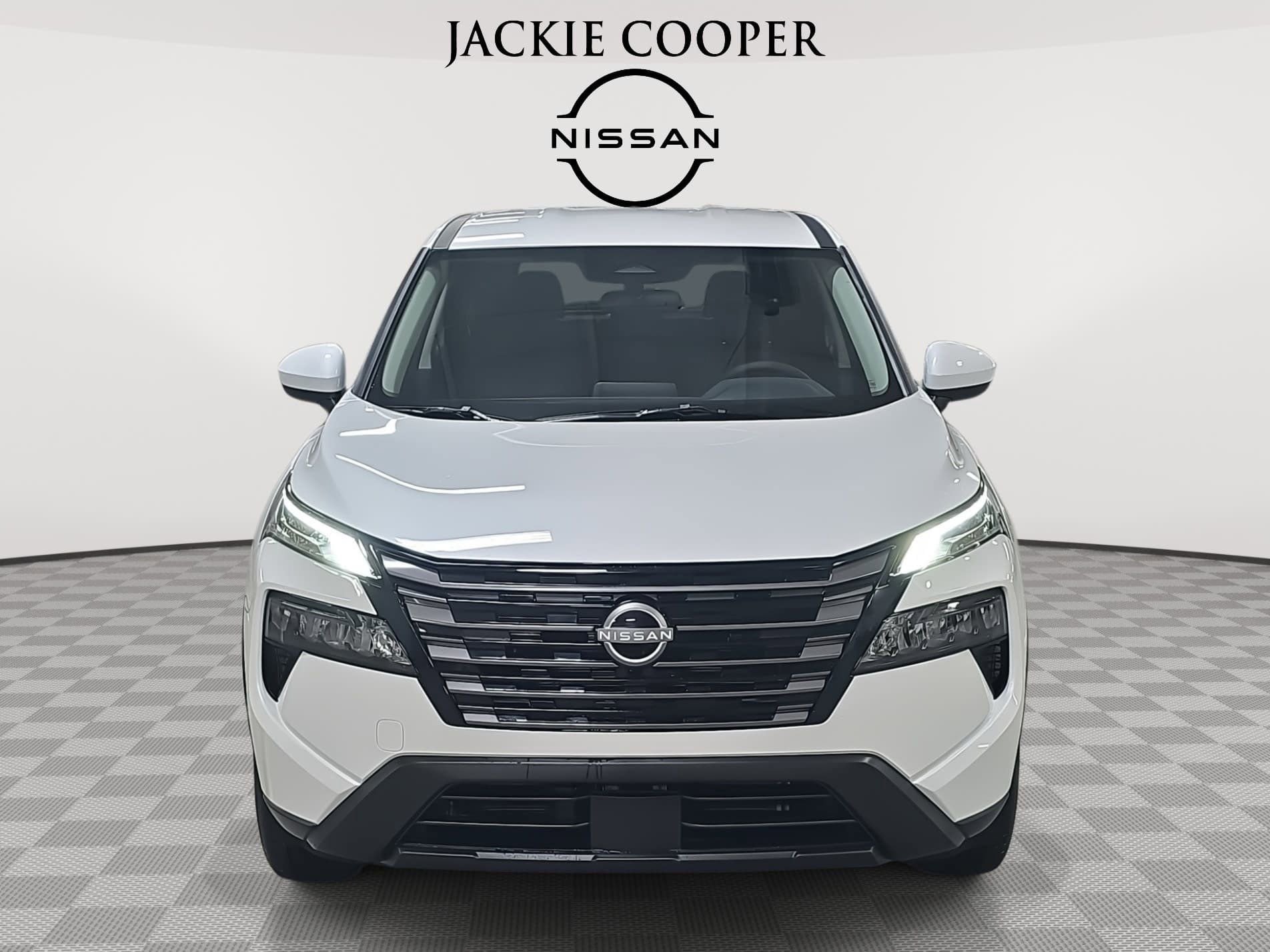 New 2026 Nissan Rogue SV w/ Cold Weather Package FWD image 2