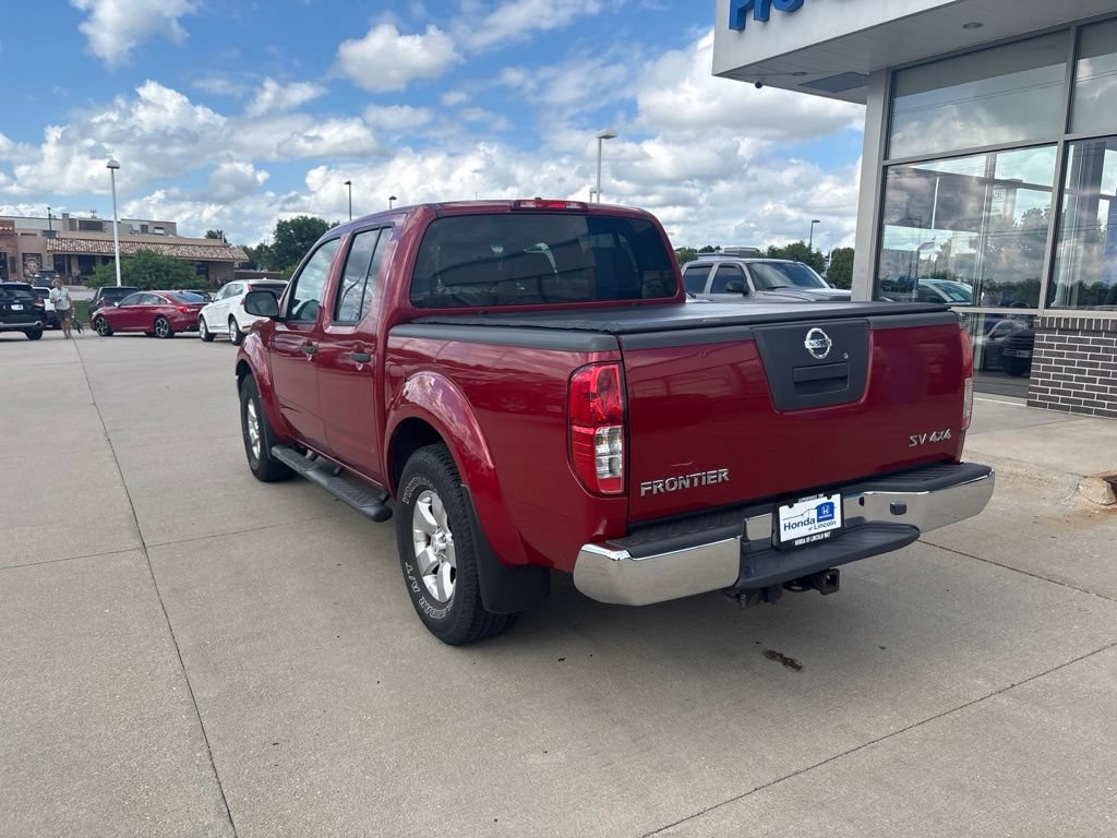 Used 2011 Nissan Frontier SV AWD/4WD image 7