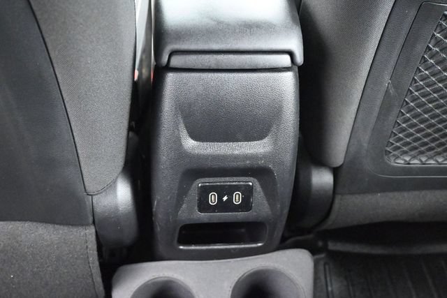 Used 2024 Hyundai Venue SEL FWD image 17