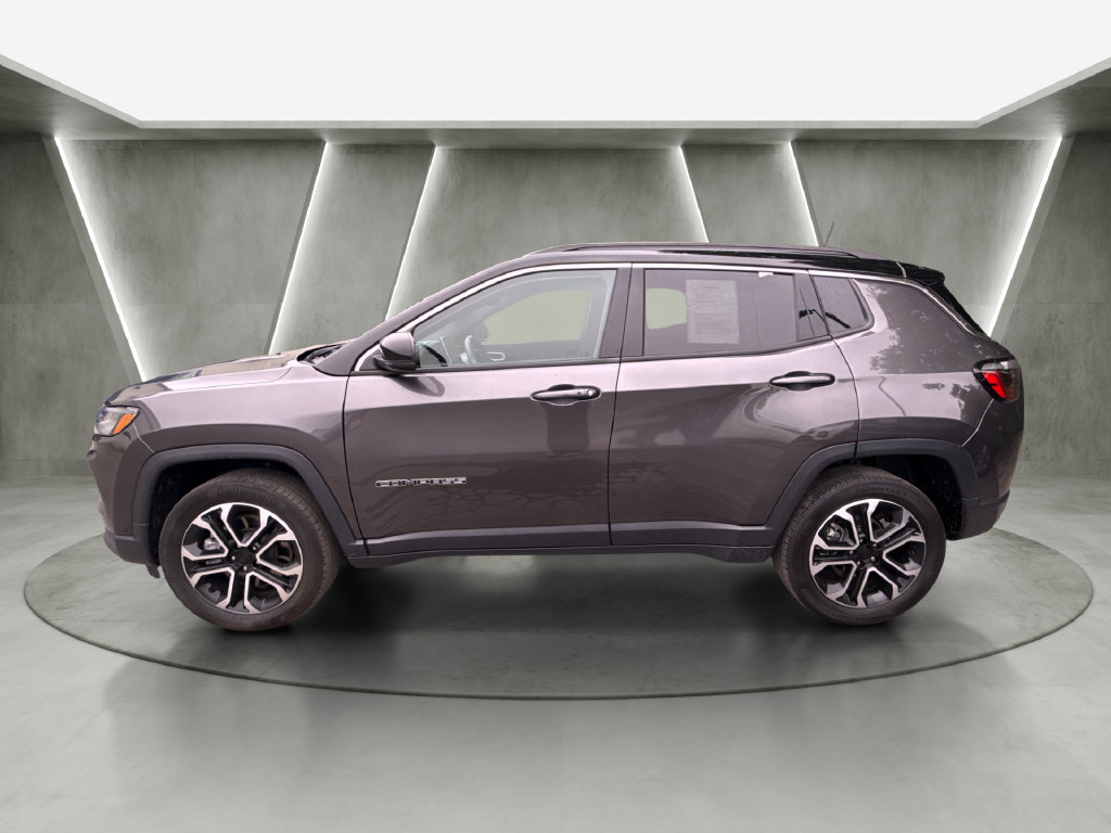 Used 2023 Jeep Compass Limited AWD/4WD image 6