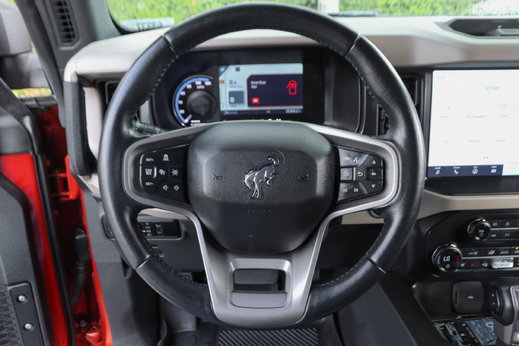 Used 2023 Ford Bronco Wildtrak AWD/4WD image 21