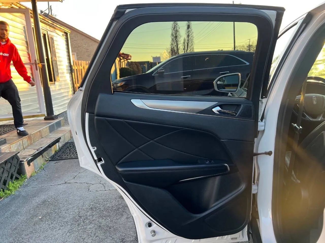 Used 2017 Lincoln MKC Premiere FWD image 19