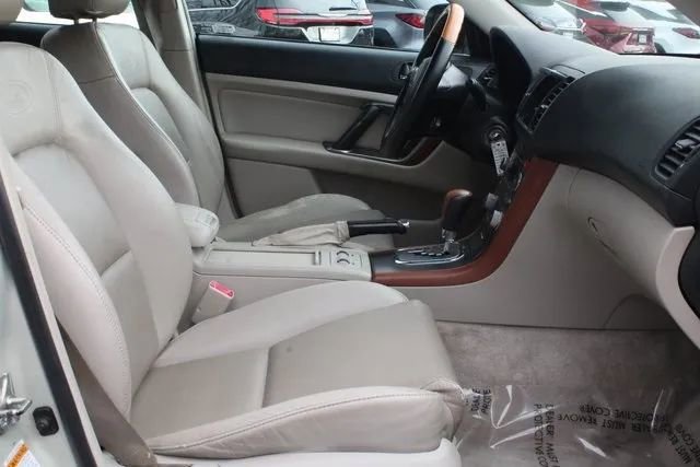 Used 2005 Subaru Outback 3.0R L.L. Bean image 42