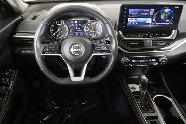 Used 2023 Nissan Altima 2.0 SR image 23