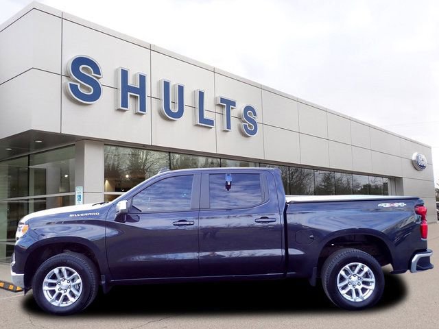 Used 2024 Chevrolet Silverado 1500 LT image 2