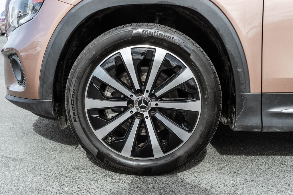 Used 2021 Mercedes-Benz GLB 250 GLB 250 image 34