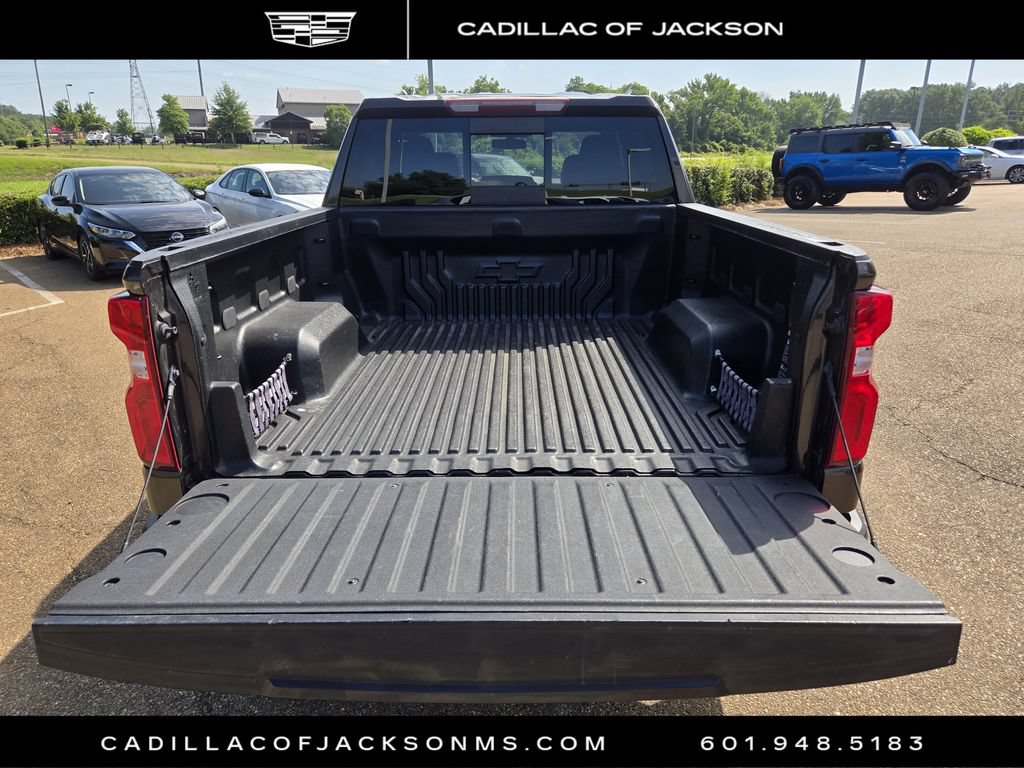 Used 2021 Chevrolet Silverado 1500 LTZ RWD image 27
