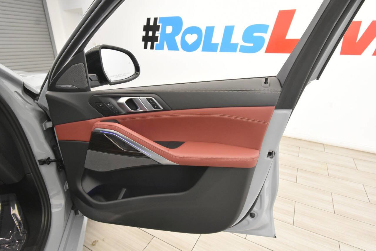 Used 2025 BMW X6 xDrive40i w/ Climate Comfort Package image 21