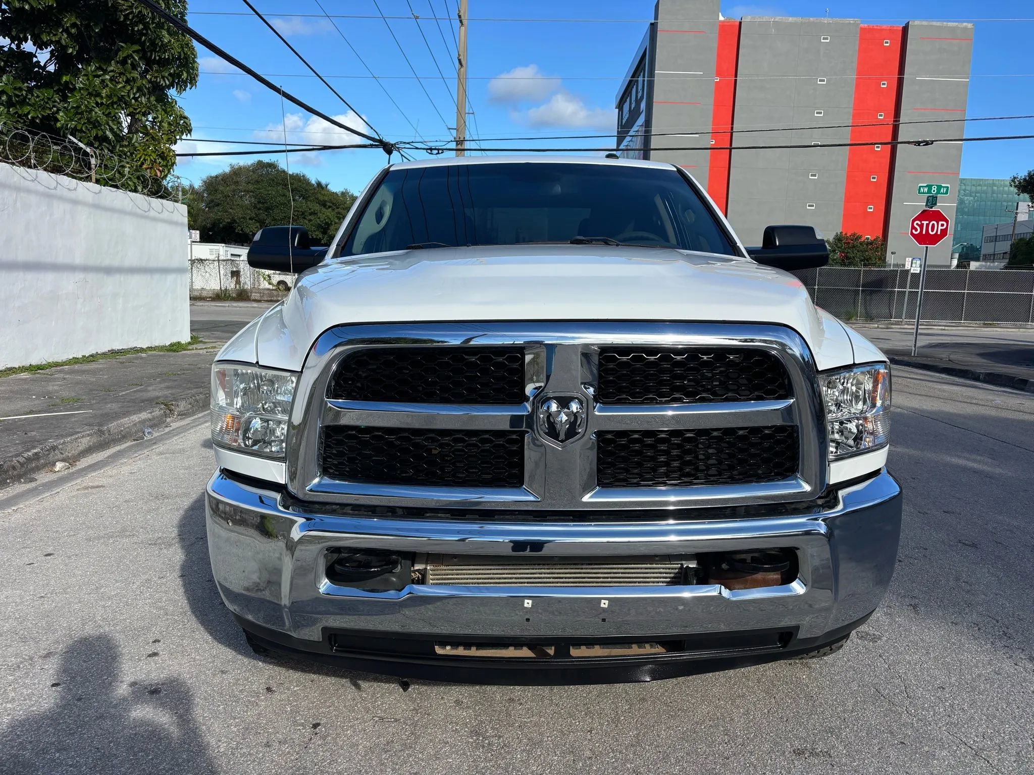 Used 2017 RAM 2500 Tradesman w/ Chrome Appearance Group RWD image 7