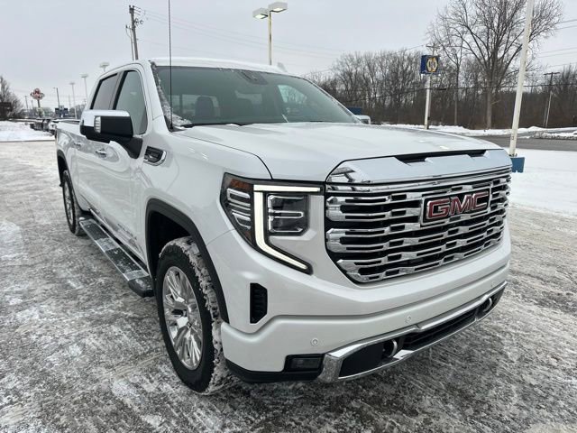 Used 2022 GMC Sierra 1500 Denali w/ Technology Package image 4