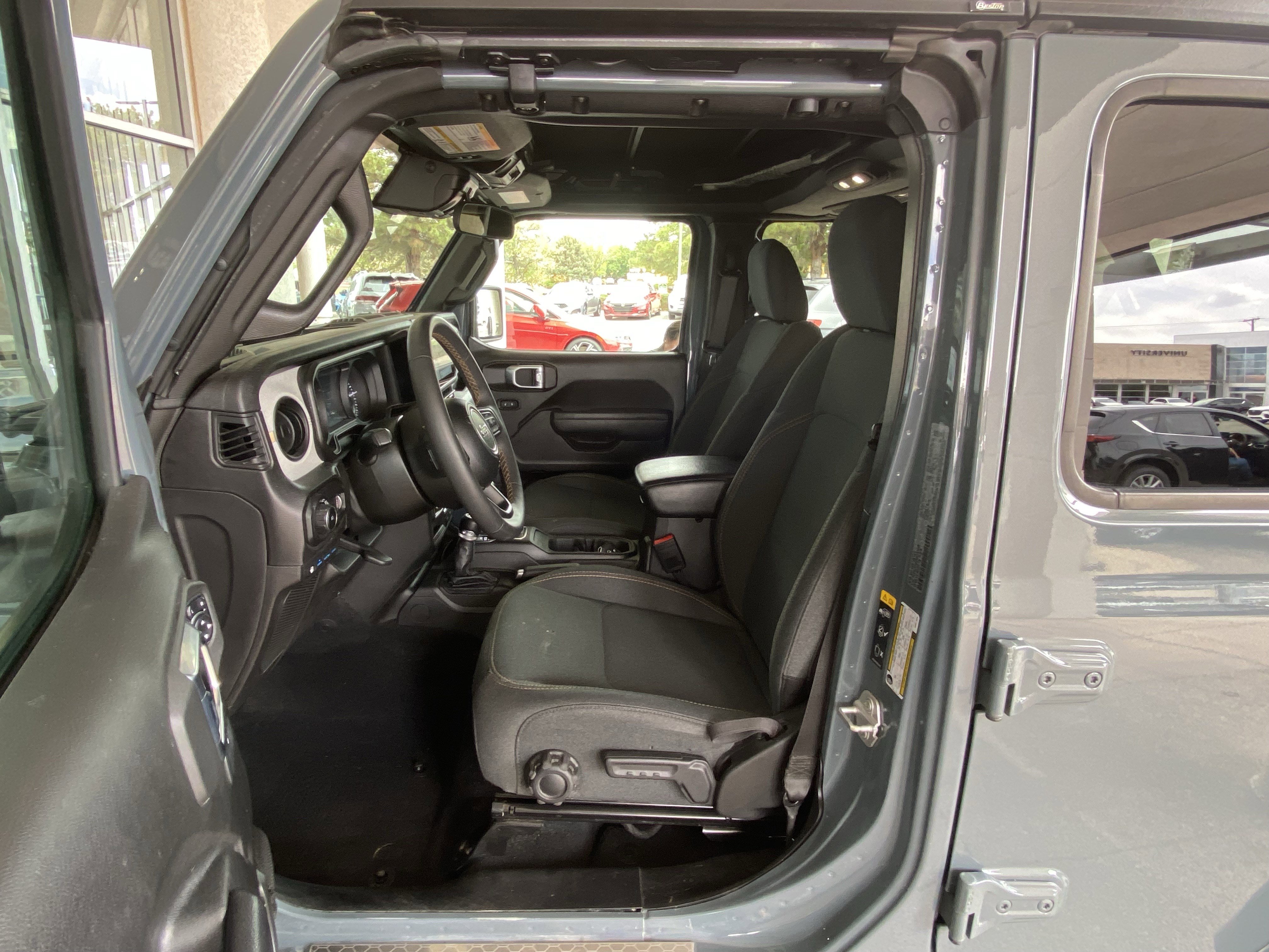 Used 2024 Jeep Wrangler Unlimited w/ Technology Group AWD/4WD image 47