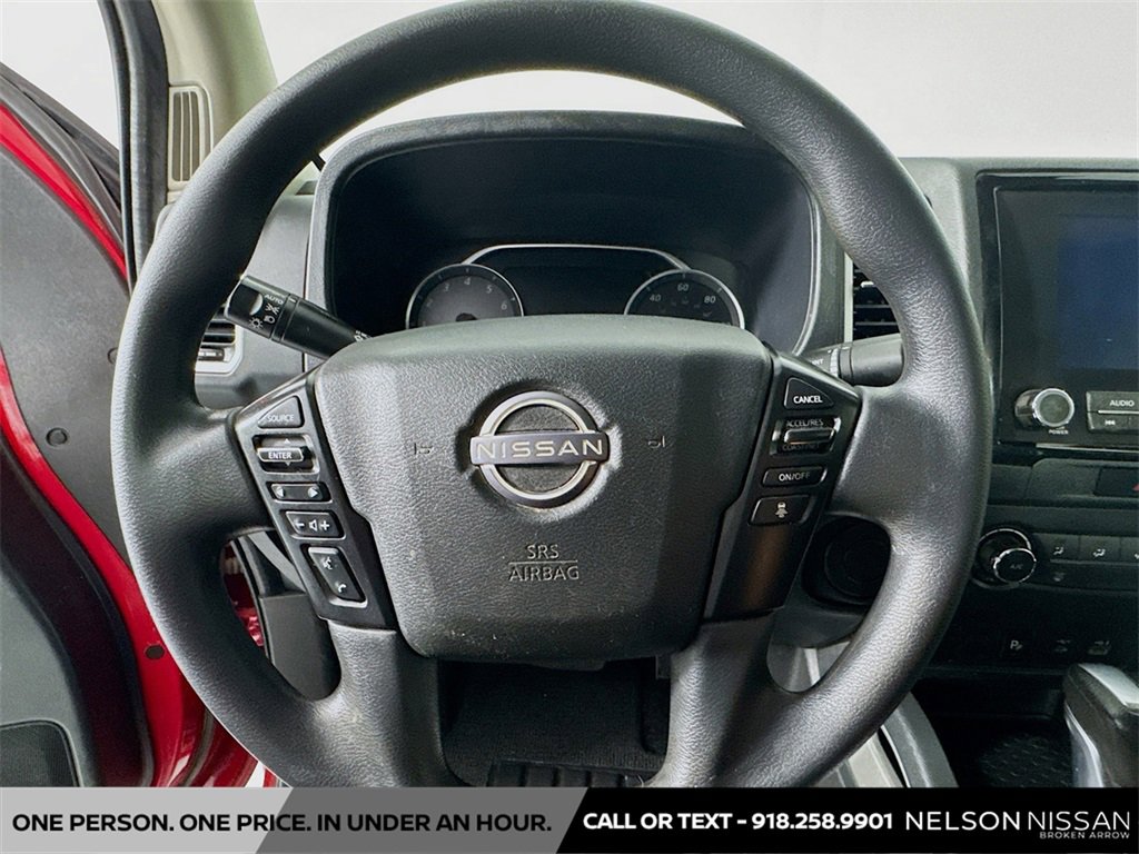 Used 2022 Nissan Frontier SV w/ Technology Package image 11