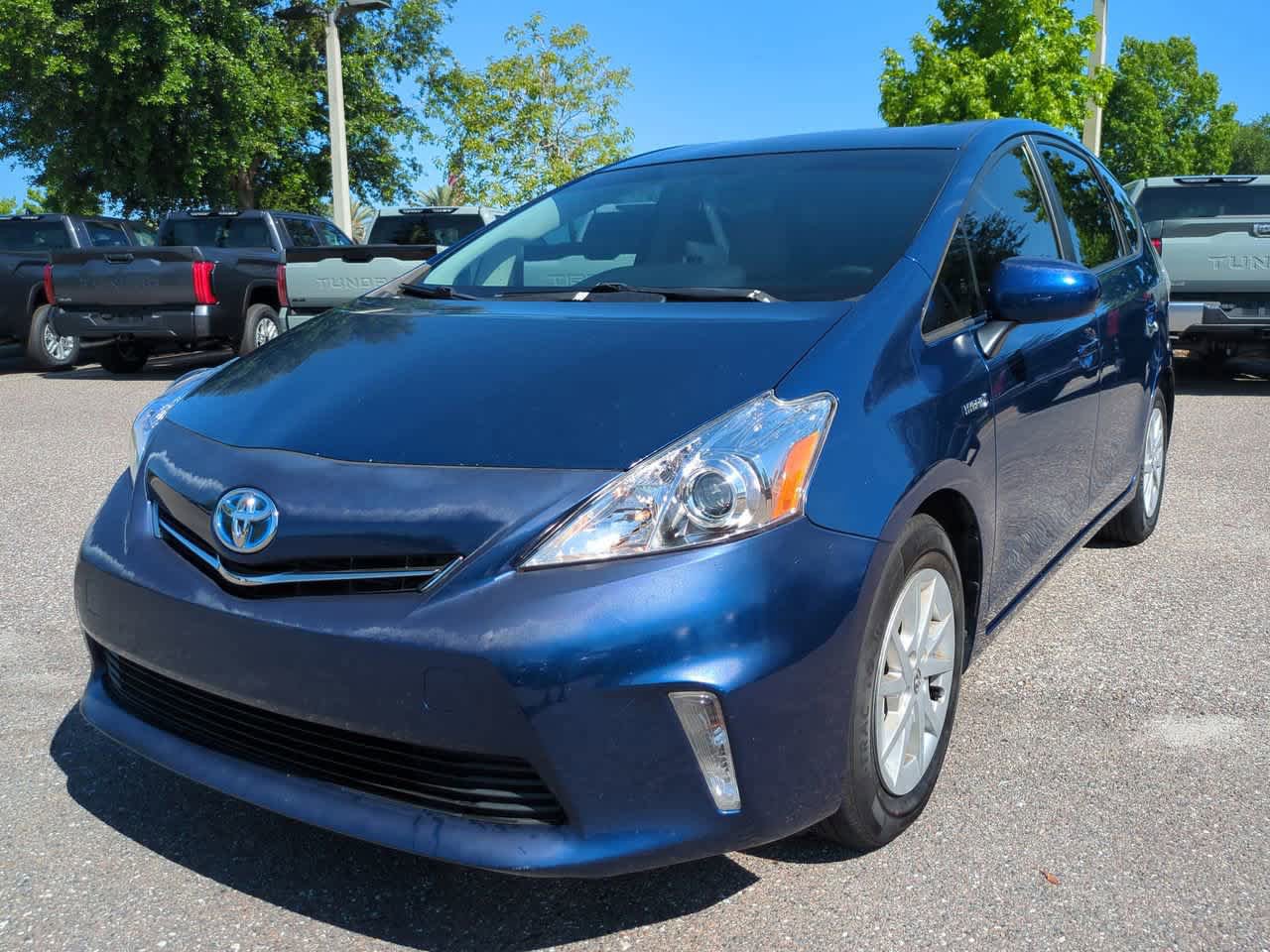 Used 2014 Toyota Prius V Three FWD image 2