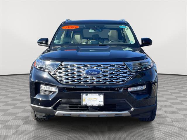 Used 2020 Ford Explorer Platinum w/ Premium Technology Package image 2