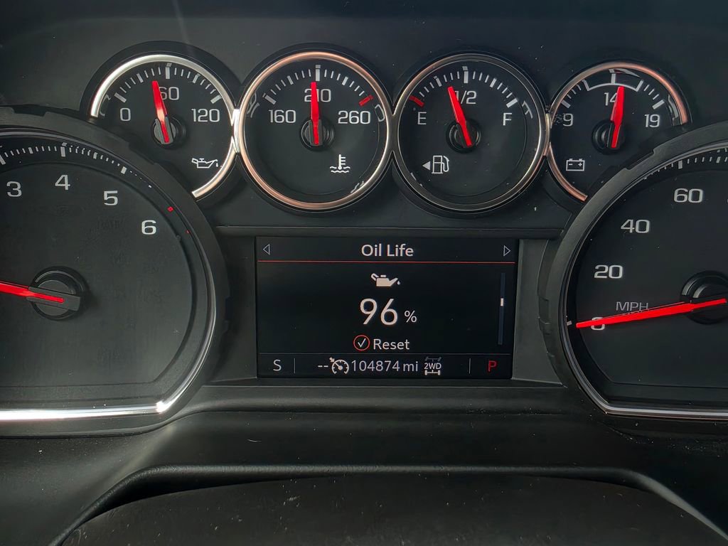 Used 2021 Chevrolet Tahoe Z71 w/ Z71 Signature Package AWD/4WD image 32