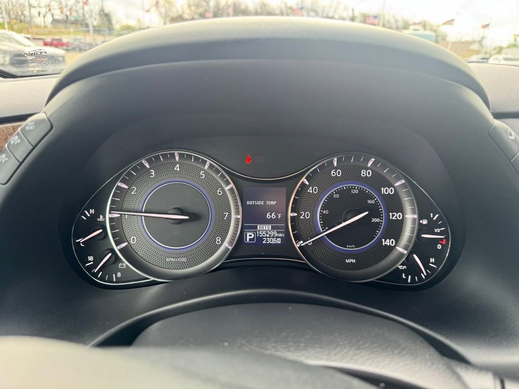 Used 2016 INFINITI QX80 4WD w/ Driver's Assistance Package image 11