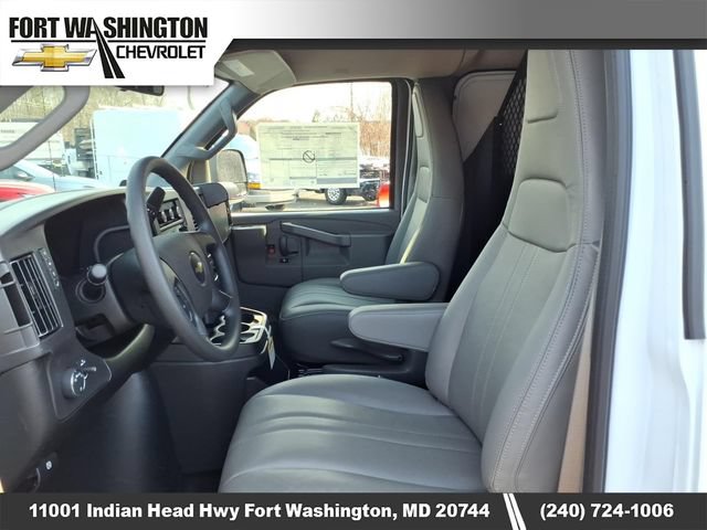 New 2026 Chevrolet Express 3500 w/ Driver Convenience Package RWD image 9