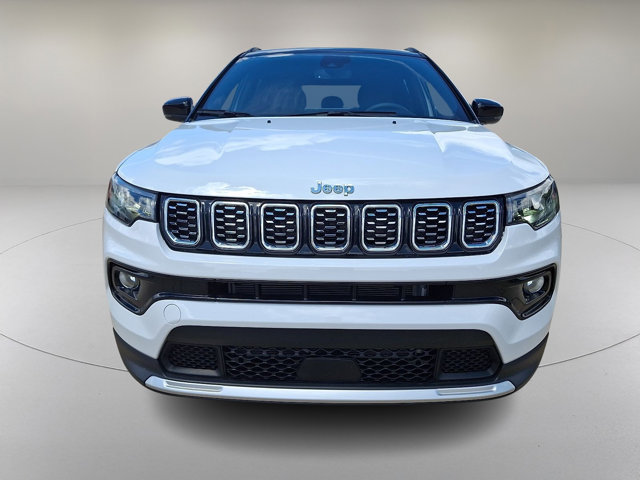 Used 2025 Jeep Compass Limited AWD/4WD image 3
