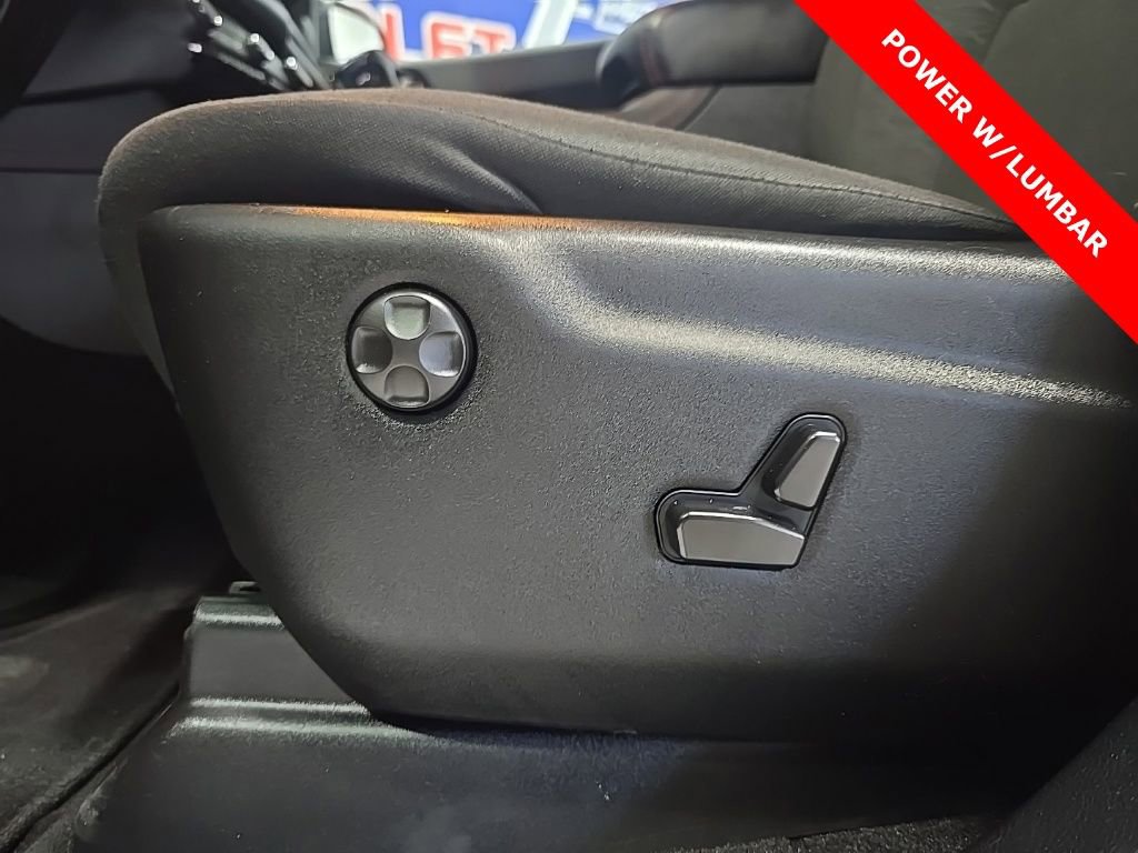 Used 2025 Dodge Durango GT AWD/4WD image 15