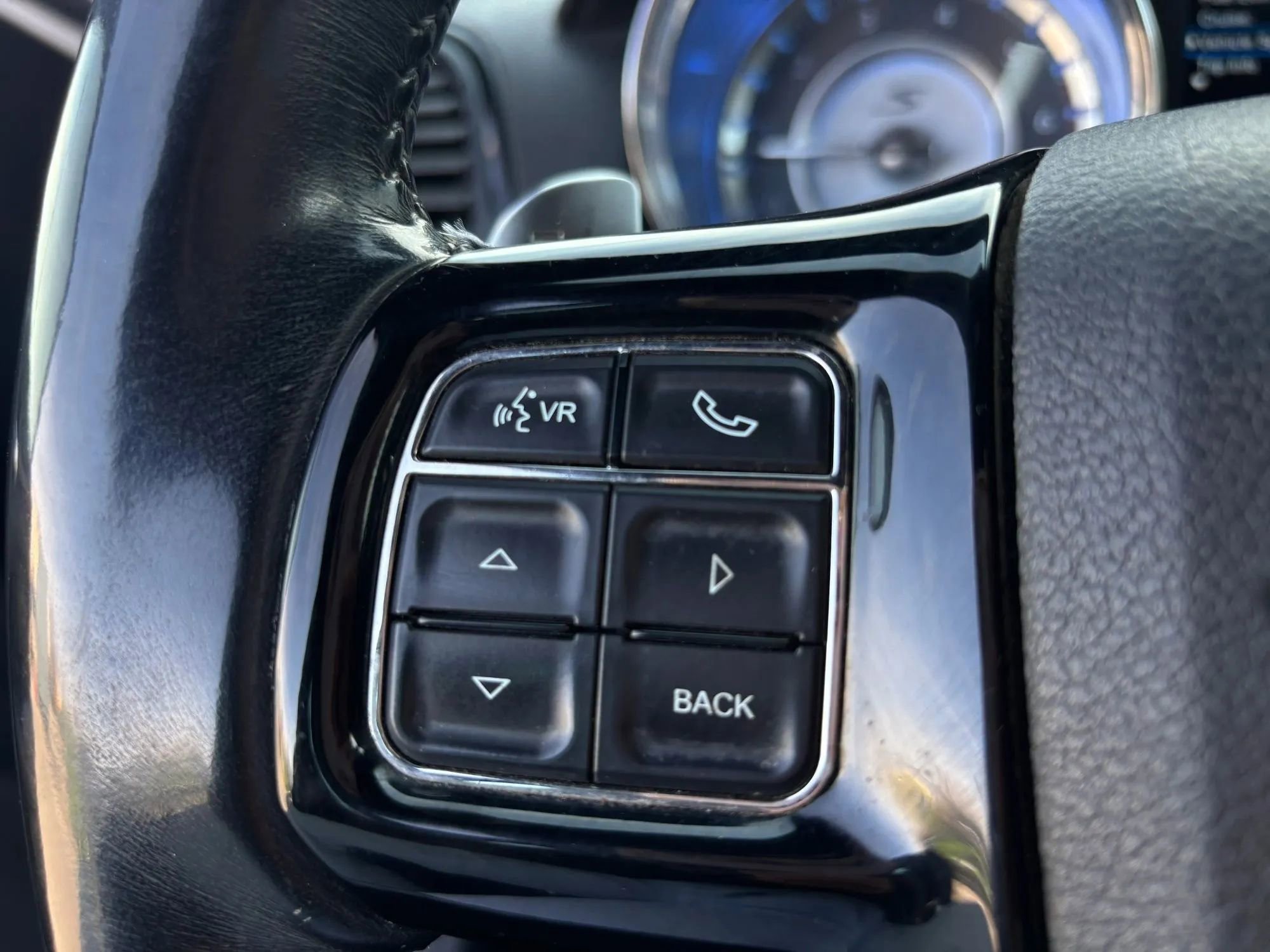 Used 2013 Chrysler 300 S image 10