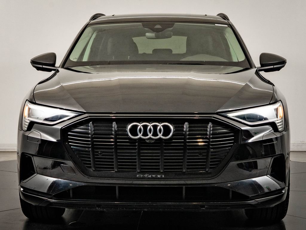 Used 2021 Audi e-tron Premium w/ Convenience Plus Package AWD/4WD image 2