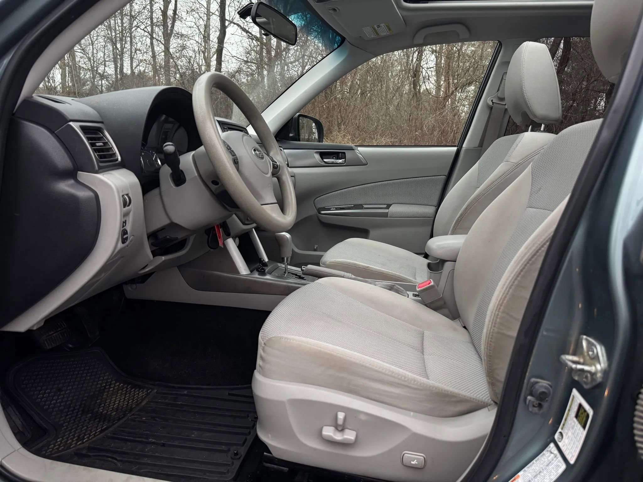 Used 2012 Subaru Forester 2.5X Premium w/ All-Weather Pkg image 12